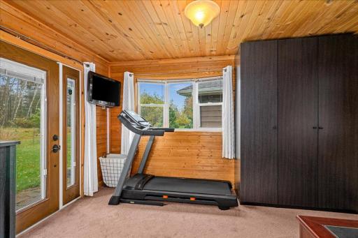 21 Dalles Avenue, Carlton, MN 55718