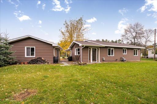 21 Dalles Avenue, Carlton, MN 55718
