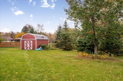 21 Dalles Avenue, Carlton, MN 55718