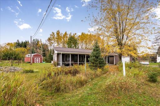 21 Dalles Avenue, Carlton, MN 55718