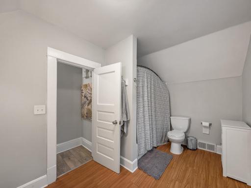 1532 Monroe Street NE, Minneapolis, MN 55413