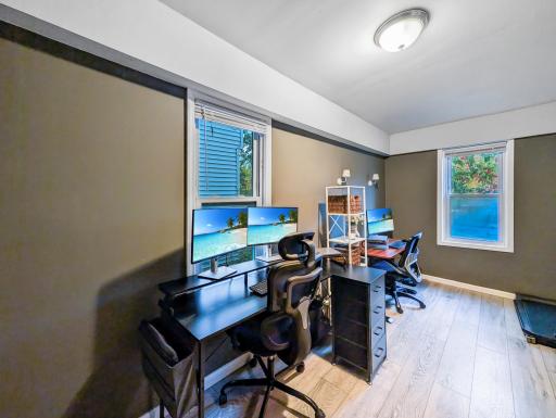 A flexible bonus space ready to fit your needs, whether you envision a home office, creative studio, or hobby room.
