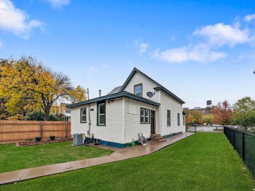 1532 Monroe Street NE, Minneapolis, MN 55413