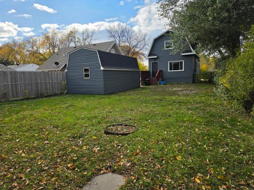 1306 18th Street S, Fargo, ND 58103