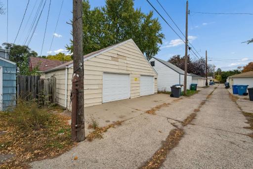 5234 Girard Avenue N, Minneapolis, MN 55430
