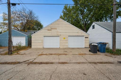 5234 Girard Avenue N, Minneapolis, MN 55430