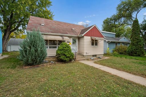 5234 Girard Avenue N, Minneapolis, MN 55430
