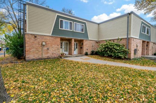 7211 W Franklin Avenue, Minneapolis, MN 55426