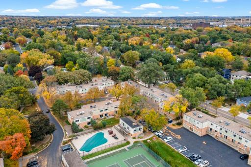 7211 W Franklin Avenue, Minneapolis, MN 55426