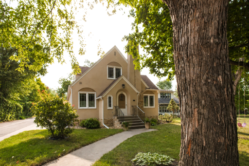 1101 Summit Avenue, Detroit Lakes, MN 56501