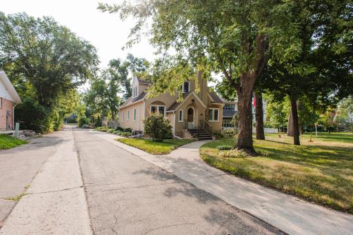 1101 Summit Avenue, Detroit Lakes, MN 56501