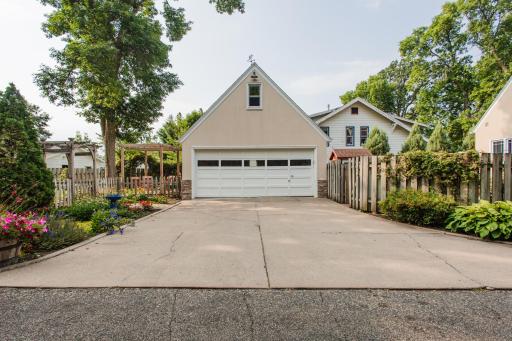 1101 Summit Avenue, Detroit Lakes, MN 56501