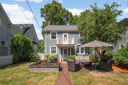 2194 Stanford Avenue, Saint Paul, MN 55105
