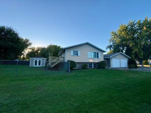 906 Pierce Avenue, Wabasha, MN 55981