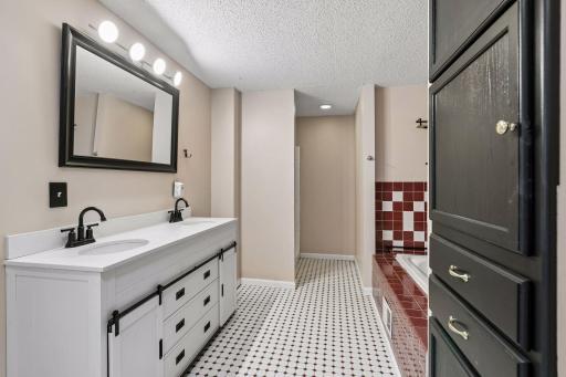7310 Irving Avenue N, Brooklyn Park, MN 55444