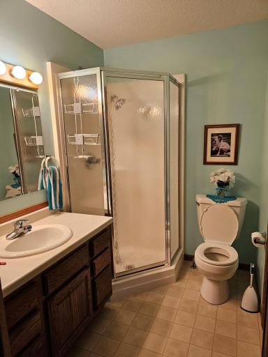2704 9th Street SW, Willmar, MN 56201