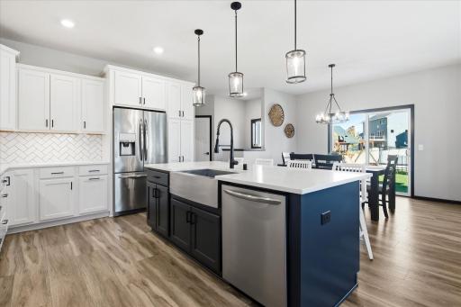 20245 Glenbrook Path, Lakeville, MN 55044