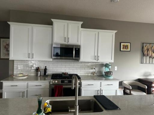 7604 38th Street N, Oakdale, MN 55128