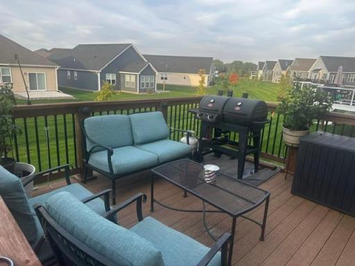 7604 38th Street N, Oakdale, MN 55128