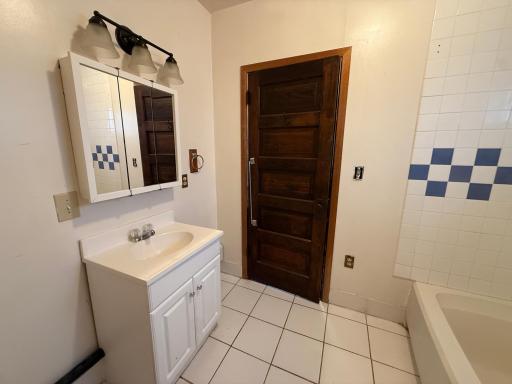 208 5th Street S, Virginia, MN 55792