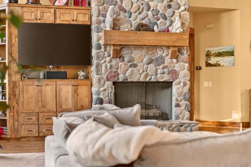1821 Legacy Drive, Faribault, MN 55021