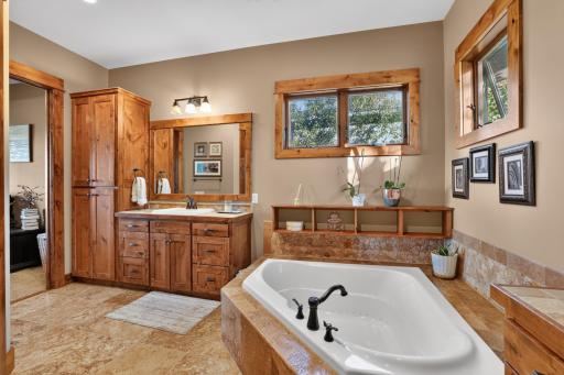 1821 Legacy Drive, Faribault, MN 55021