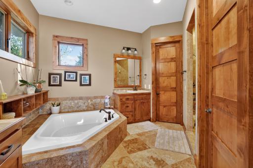 1821 Legacy Drive, Faribault, MN 55021