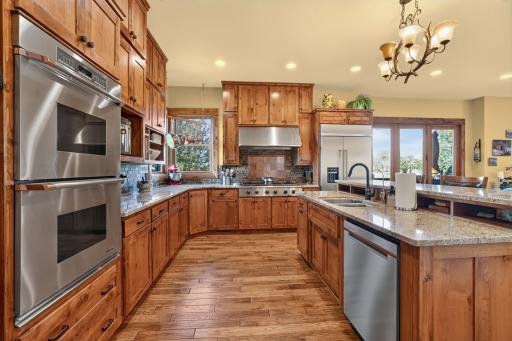 1821 Legacy Drive, Faribault, MN 55021