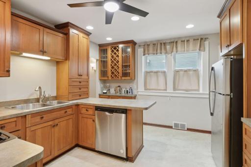2138 Marshall Avenue, Saint Paul, MN 55104