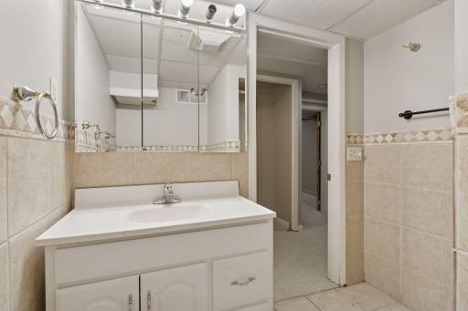 2138 Marshall Avenue, Saint Paul, MN 55104