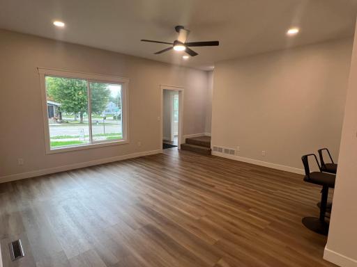 627 W Fountain Street, Albert Lea, MN 56007