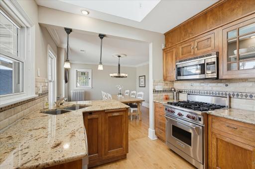 1221 / 1223 Mount Curve Avenue, Minneapolis, MN 55403