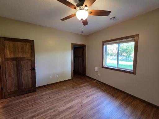 411 Bullis Street, Kenyon, MN 55946