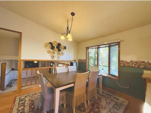 886 Iroquois Avenue, Saint Paul, MN 55119