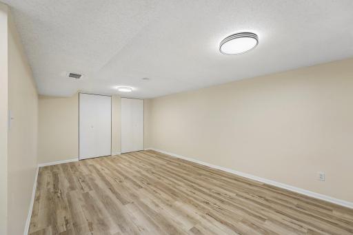 31-web-or-mls-Whitewater Trl-S1610-031.jpg