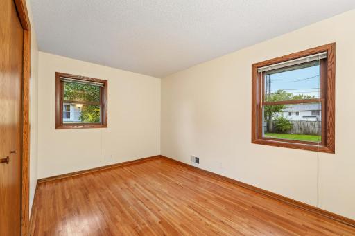 24-web-or-mls-Whitewater Trl-S1610-024.jpg