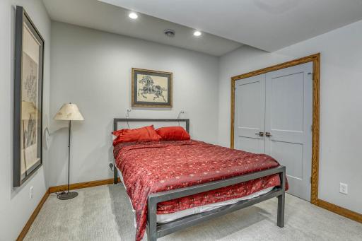 5517 Dickson Road, Minnetonka, MN 55345