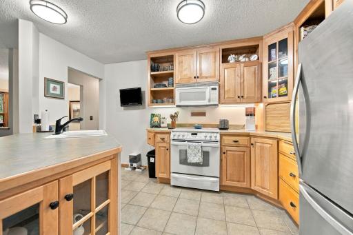 15805 26th Avenue N, B, Minneapolis, MN 55447