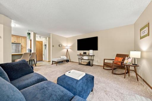15805 26th Avenue N, B, Minneapolis, MN 55447