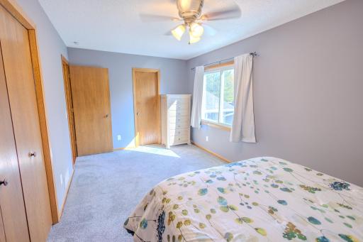 9142 Lanewood Lane N, Maple Grove, MN 55369