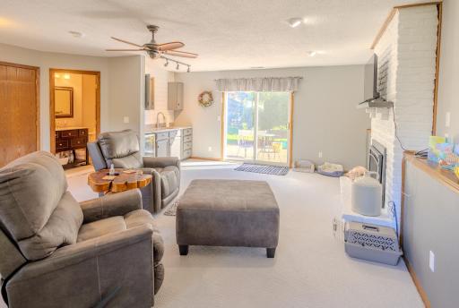 9142 Lanewood Lane N, Maple Grove, MN 55369