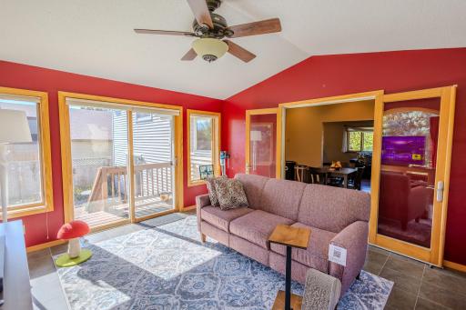 9142 Lanewood Lane N, Maple Grove, MN 55369