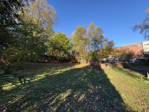 289 Queen Avenue N, Minneapolis, MN 55405