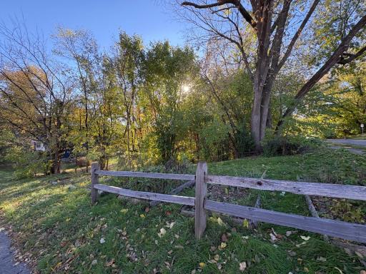 289 Queen Avenue N, Minneapolis, MN 55405