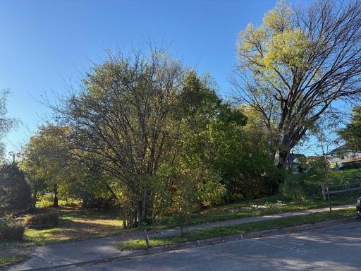 289 Queen Avenue N, Minneapolis, MN 55405