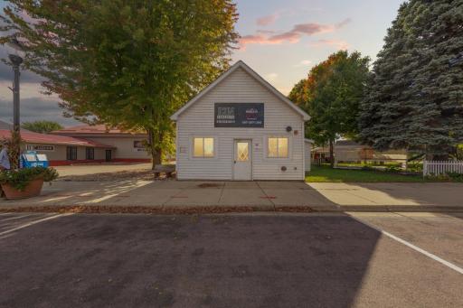 107 Main Street E, Elysian, MN 56028