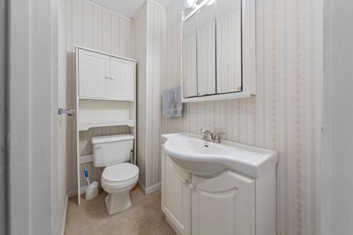200 Park Avenue NE, Elysian, MN 56028