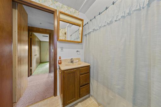 200 Park Avenue NE, Elysian, MN 56028