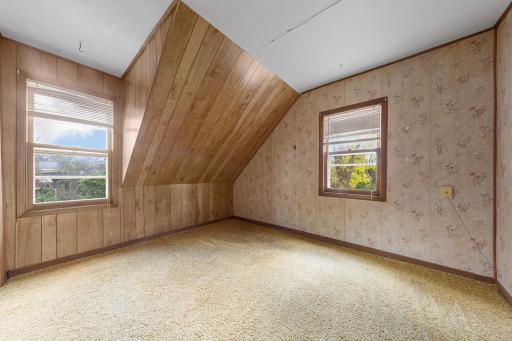 200 Park Avenue NE, Elysian, MN 56028