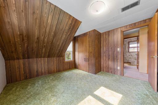 200 Park Avenue NE, Elysian, MN 56028